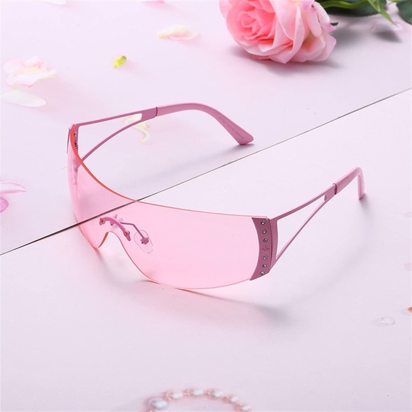 Hot Pink Barbie Lens Wrap Around Y2K Women Pretty Futuristic​ Shield Sunglasses - Picture 2 of 5